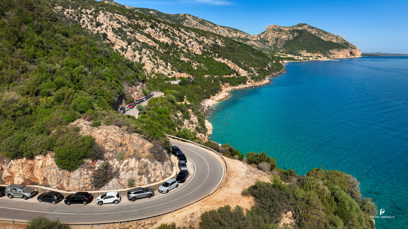 Cala Fuili parking
