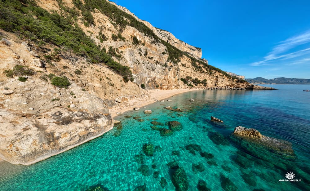 Cala dei Gabbiani foto 3