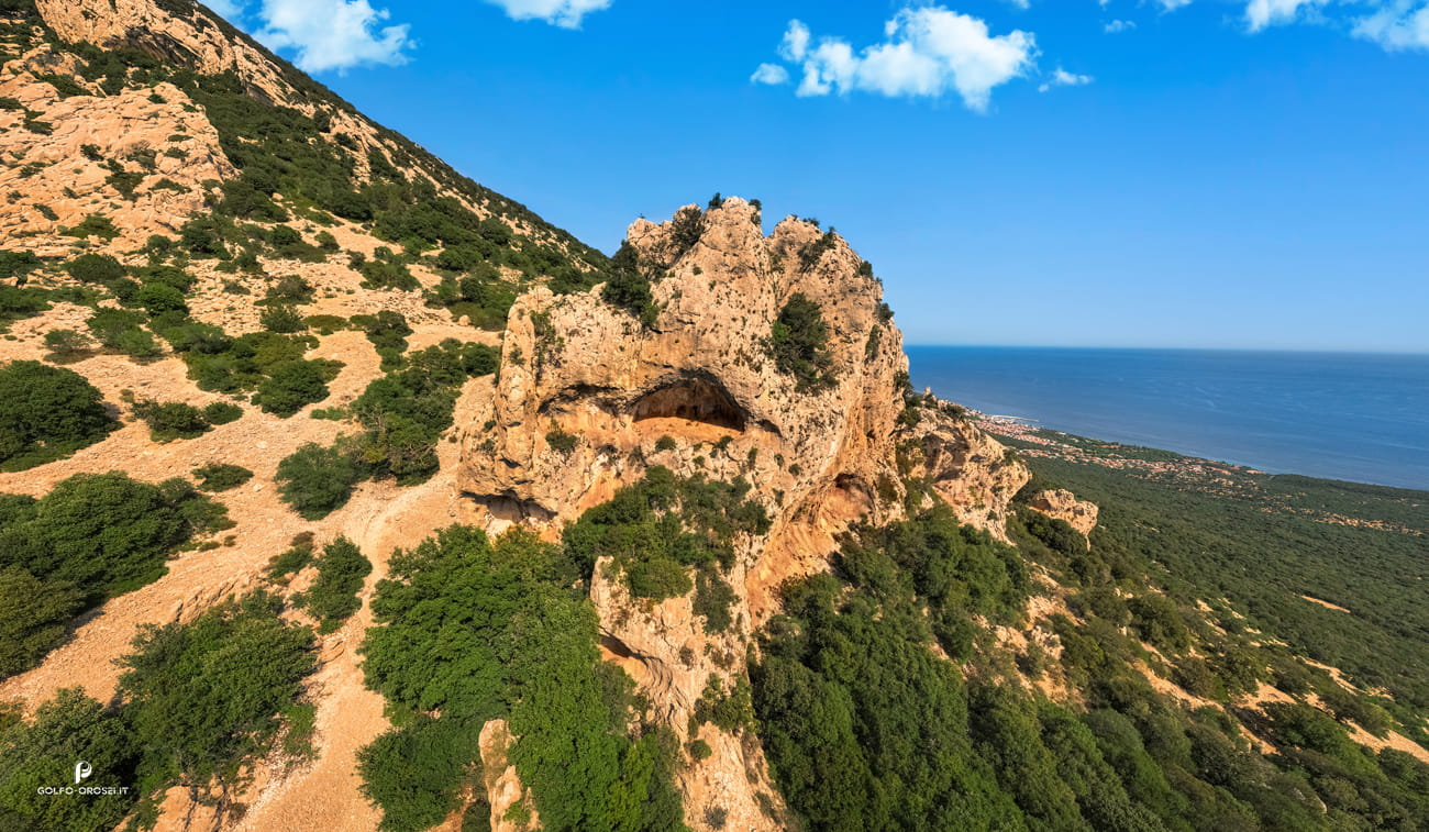 How to arrive Cala Gonone