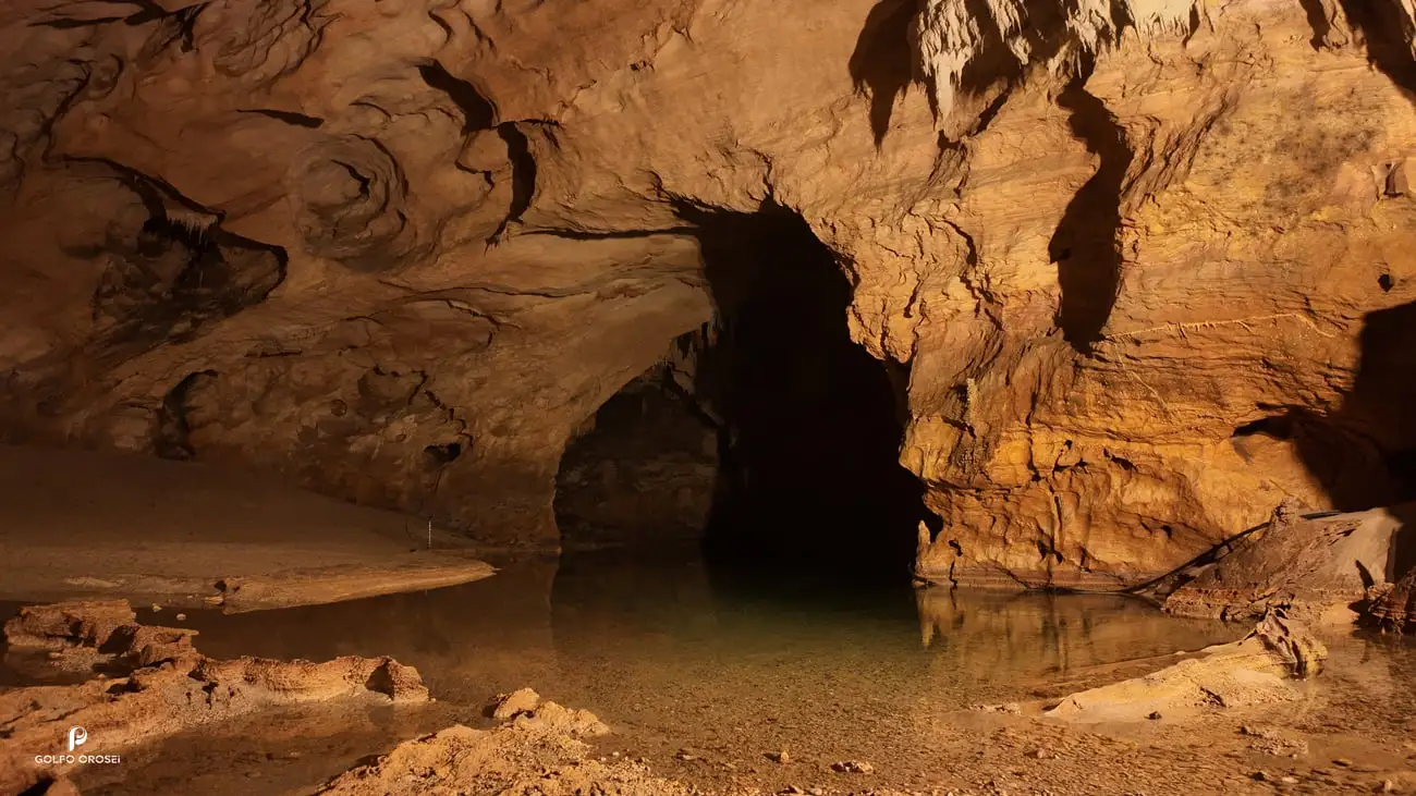 mysteries grotta bue marino