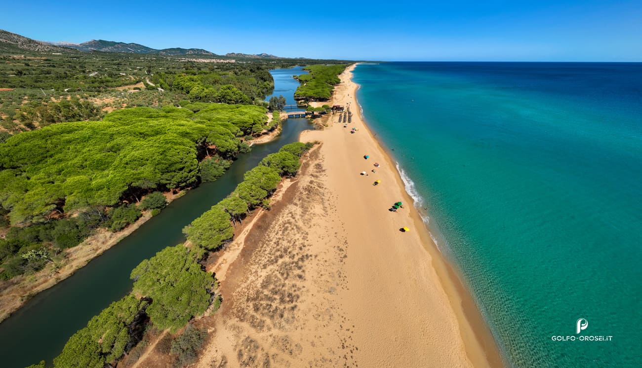 Spiaggia Su Petrosu