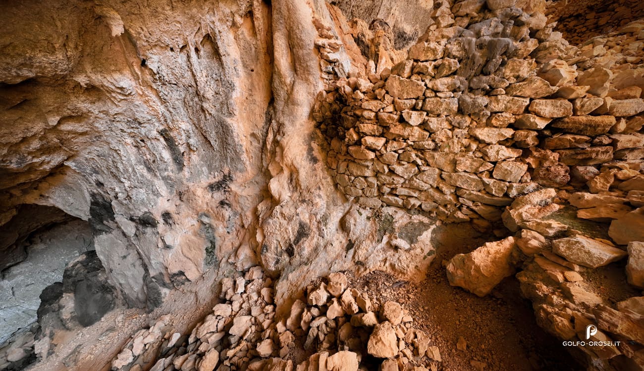 Resti Villaggio Nuragico di Tiscali